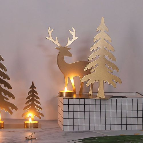 Dekoratív mécsestartó szarvas és karácsonyfa arany